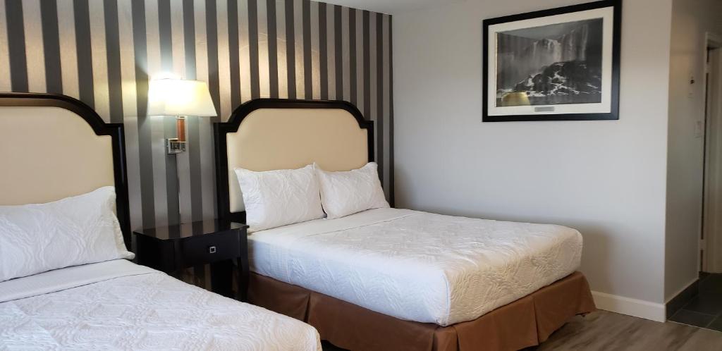 Niagara Falls Courtside Inn photo 2
