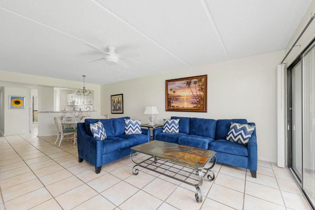 Sea Place 14164, 3 Bedrooms, Sleeps 8, Ground Floor, Pool, Tennis, WiFi photo 4