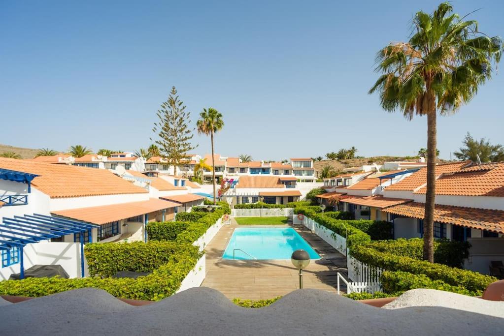 FABULOUS BUNGALOW , WIFI, SWIMMING POOL AND BEACH photo 2