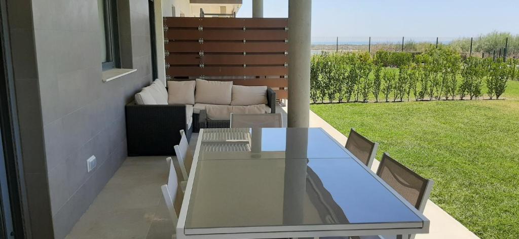 Apartamento con jardín en El Rompido photo 3