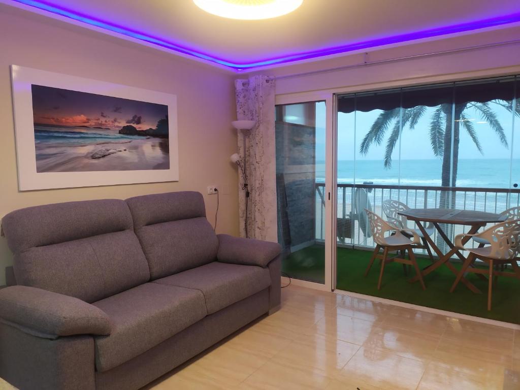 NUEVO !!! Primerísima línea con PISCINA y wifi en playa Racó photo 2