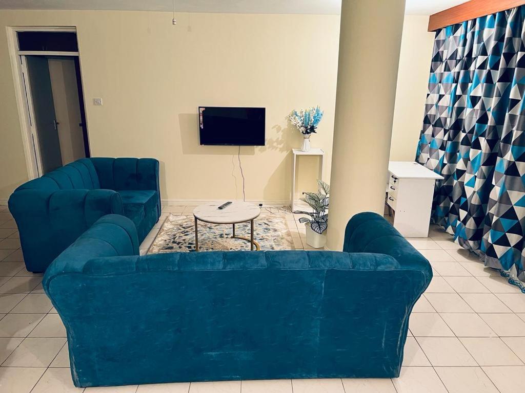 Swan Lakeview 2 Apartment with WiFi,Netflix Free Parking,Sunset,Lakeview photo 2