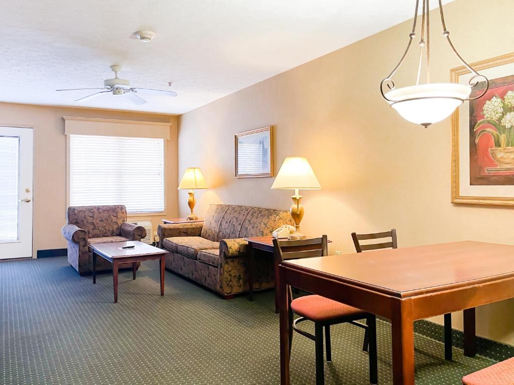 Split Rock Resort photo 4