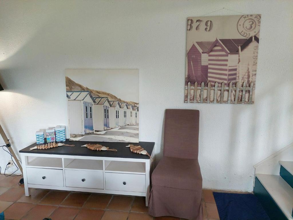 Breton Granite stone house near the sea, Ploudalmézeau-Portsall photo 4