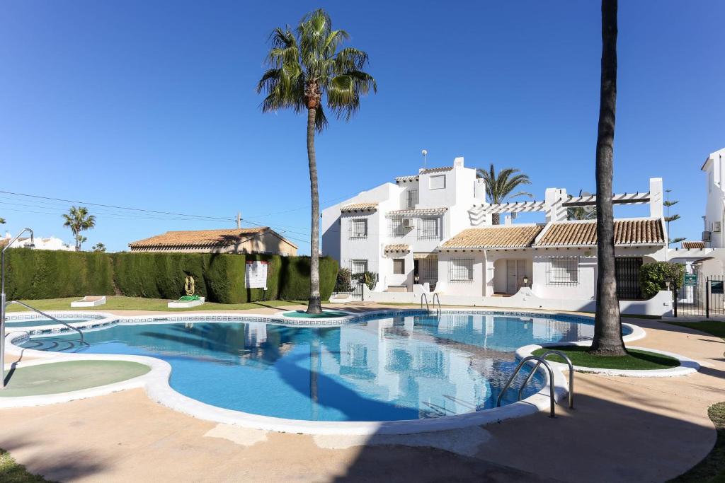 Lovely holiday home,Golf,Pool,Beach,What else!