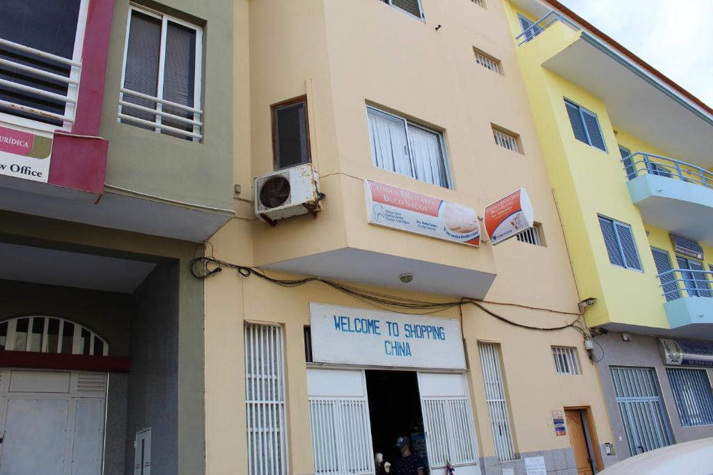 3 bedrooms appartement with city view at Mindelo photo 4