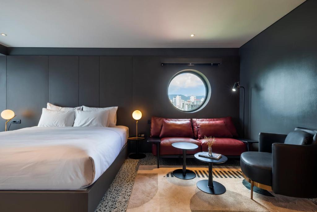 M92 Boutique Da Nang Beach Hotel