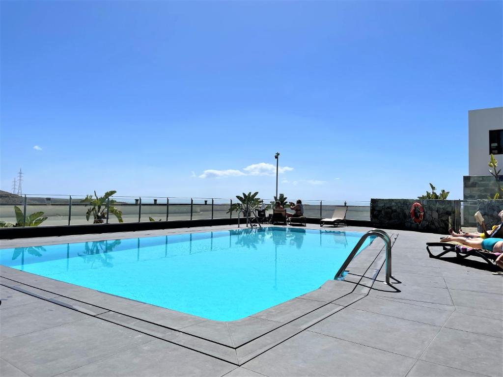 Moderne Ferienwohnung mit toller Aussicht und Pool photo 1