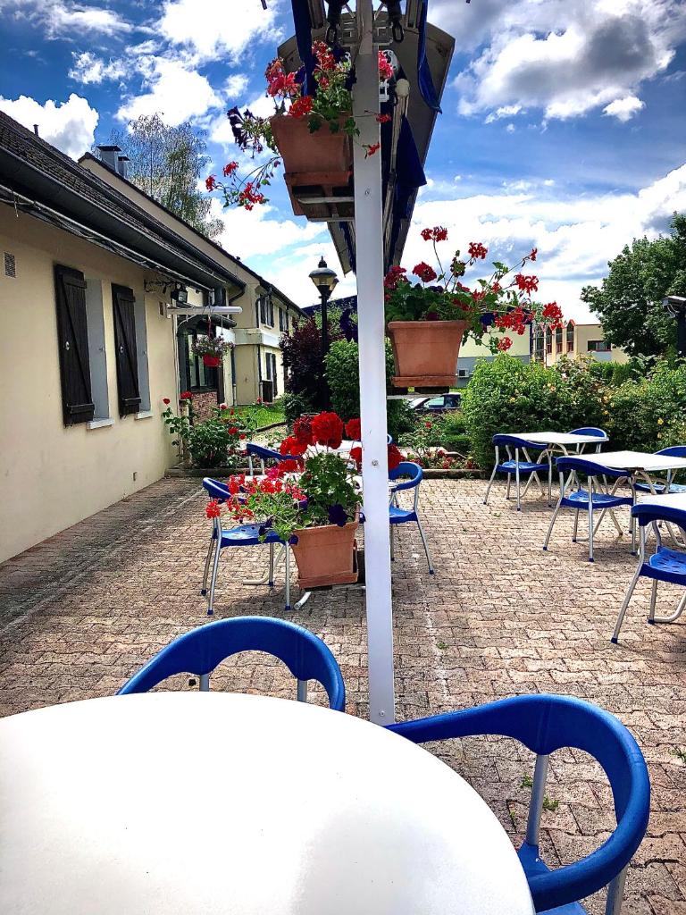 Kyriad Annecy Cran-Gevrier photo 1