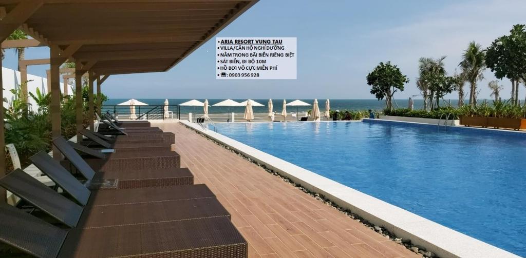 BLUE SAPHIRE RESORT,40M là biển