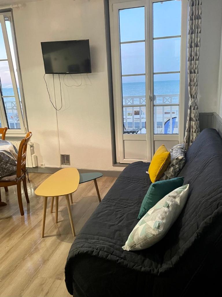Superbe appartement front de mer photo 4
