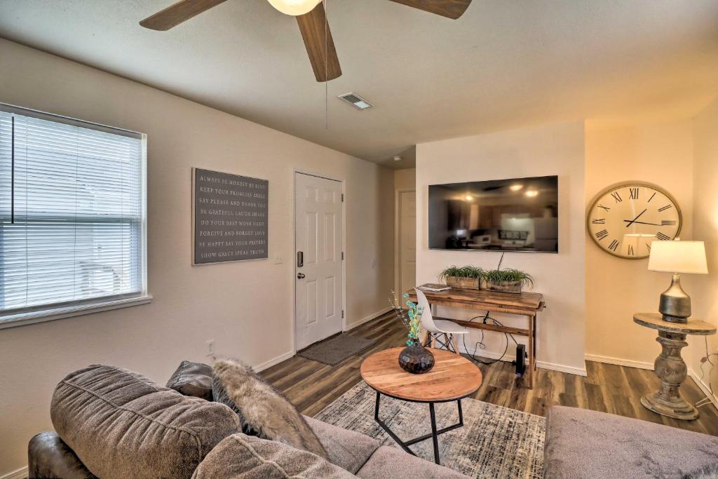 Pet-Friendly West Plains Pad Less Than 1 Mi to Dtwn! photo 3