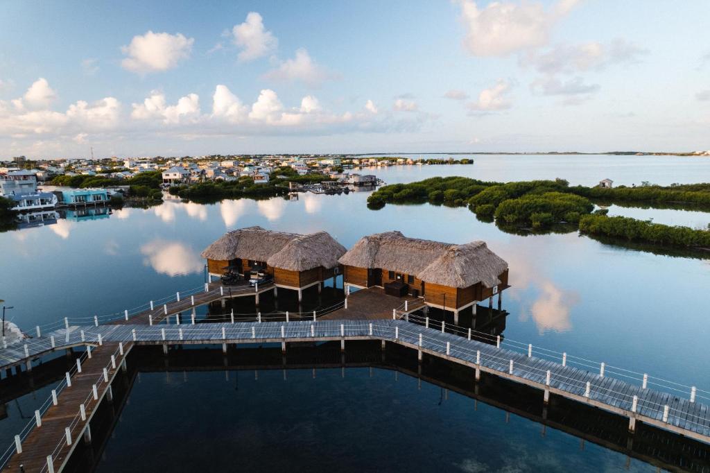 Lina Point Belize Overwater Resort photo 1