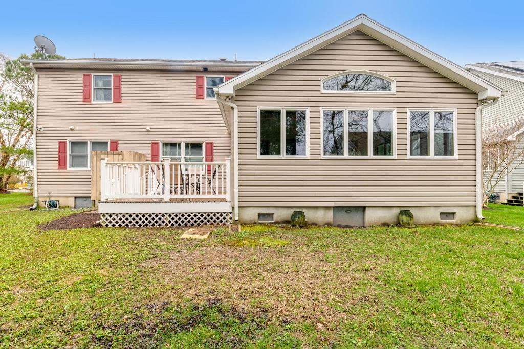 Salt Pond --- 729 Deer Leap Drive photo 1