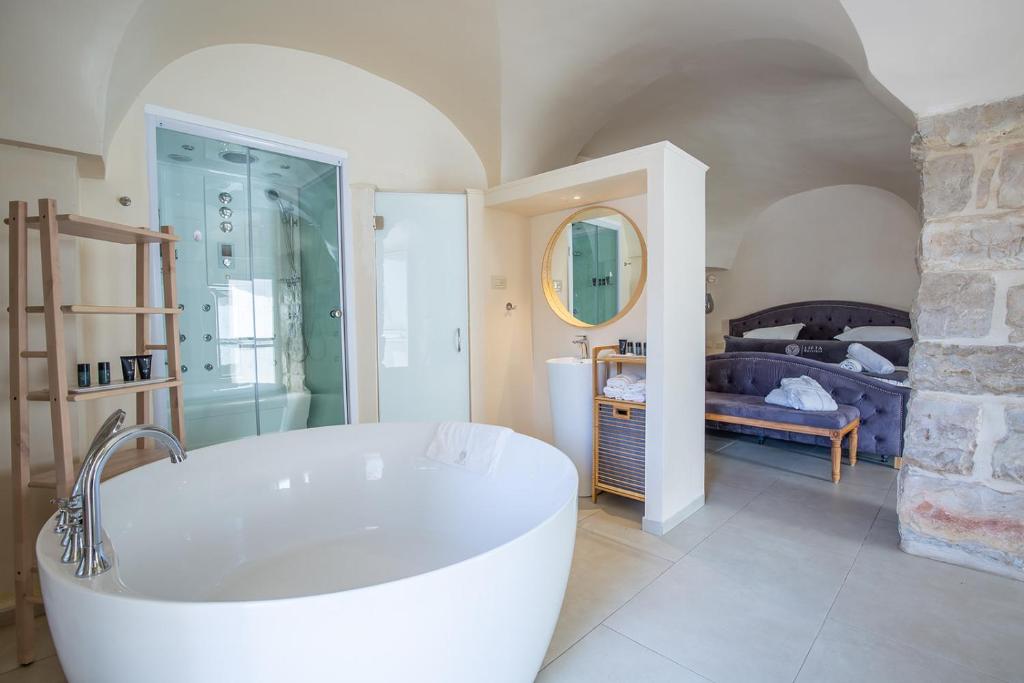 Lifta Boutique Hotel & Spa Room Type - Suite