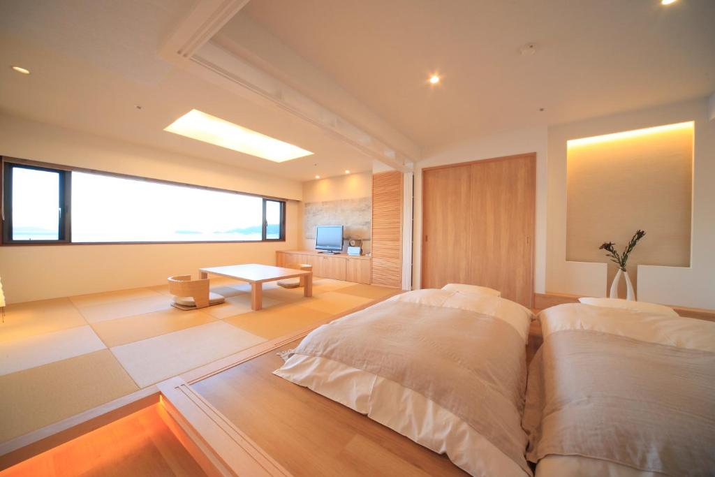 Awaji International Hotel The Sunplaza photo 2