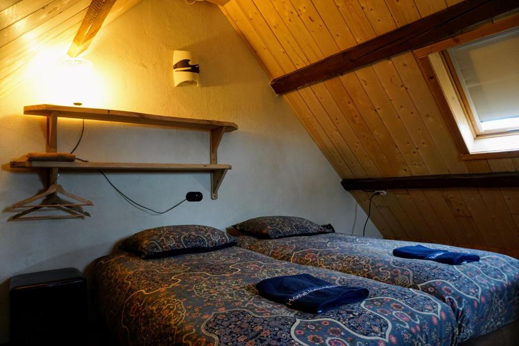 Hostel Kersenhof - Tap to explore photos