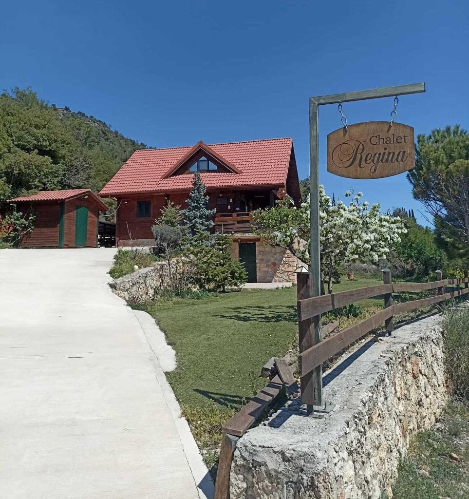 CHALET REGINA photo 2