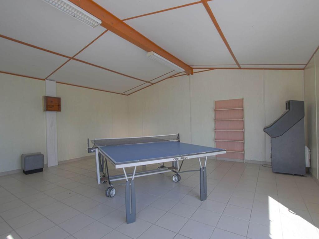 Pleasant Holiday Home in Grandcamp Maisy with Garden photo 1