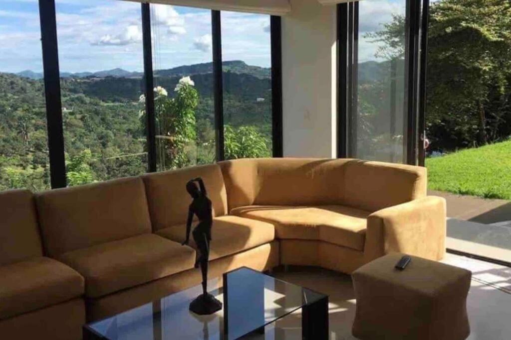 LINDA CASA/PISCINA/VISTASUPERWIFI/DIRECTV/12PERSONAS photo 2