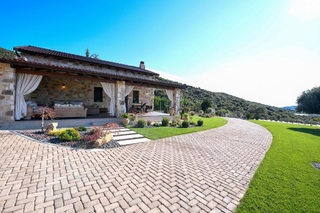 Pinelia Home photo 2