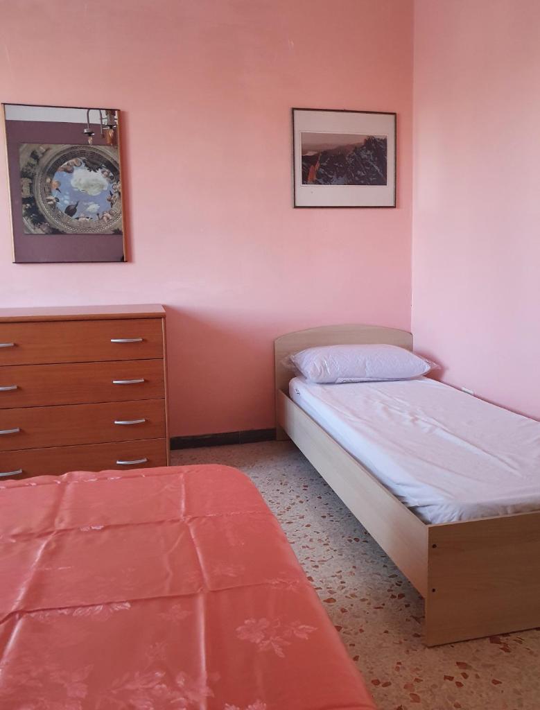 APPARTAMENTO TRILOCALE CON TERRAZZO ZONA CENTRALE photo 3