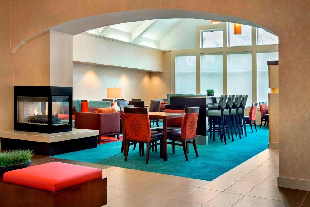Sonesta ES Suites Allentown Bethlehem Airport photo 3