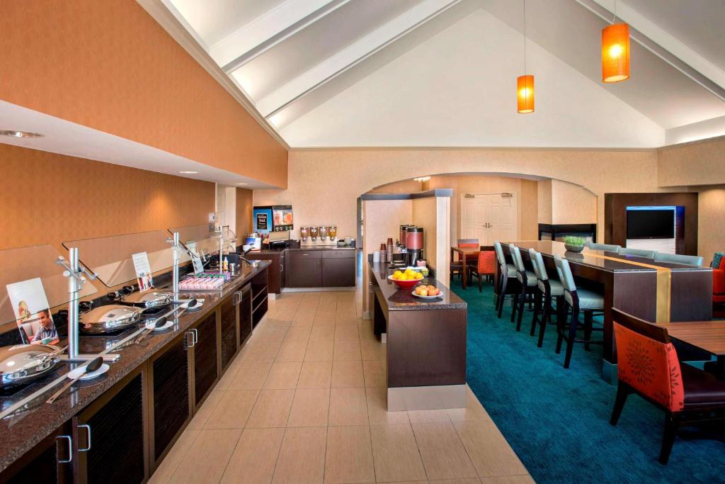 Sonesta ES Suites Allentown Bethlehem Airport photo 4