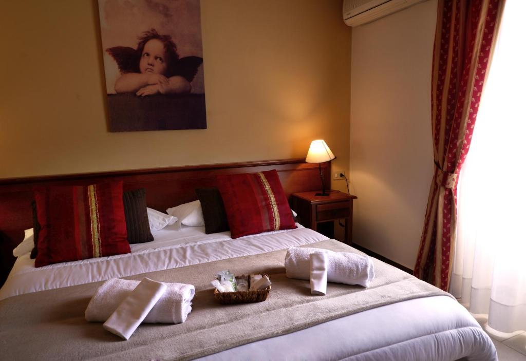 Hotel Borgo Antico - Tap to explore photos