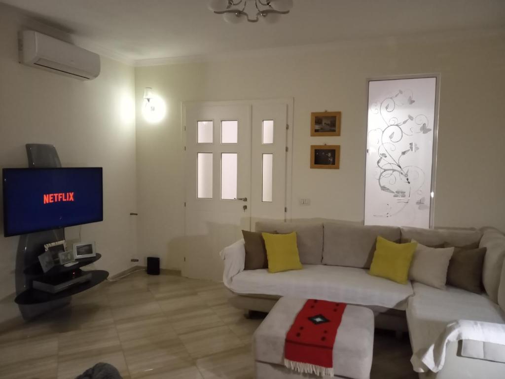 Holiday Center Apartment photo 4