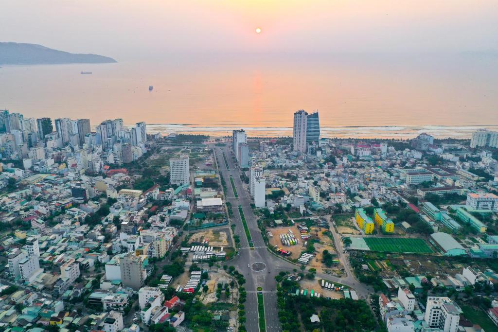 Century Hotel Da Nang