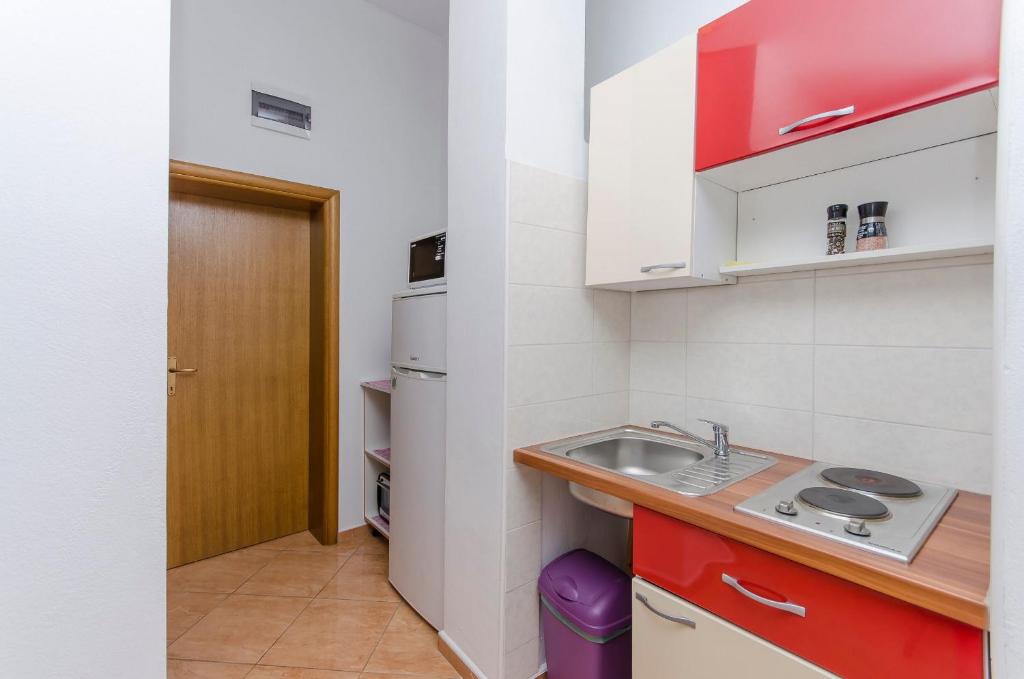 Apartments Anka photo 4