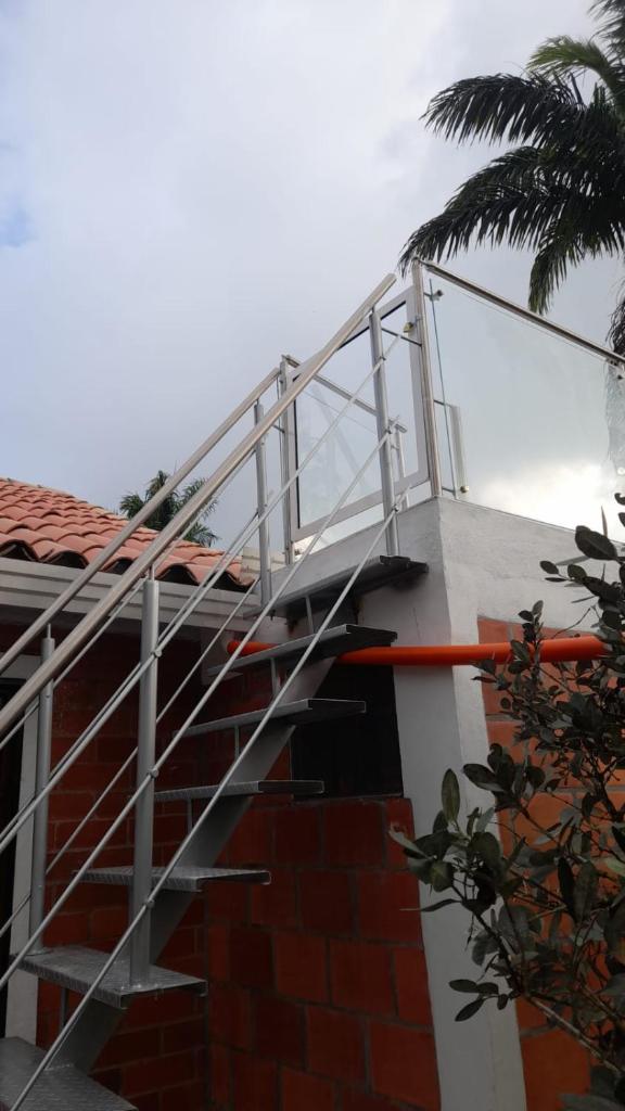 Hermosa Cabana con bonito Jardin y piscina en la Mesa de los Santos photo 1