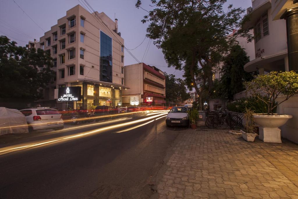Hotel Host Inn Ahmedabad photo 2
