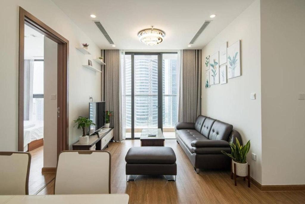 Luxury Apt 2BR Vinhomes Skylake