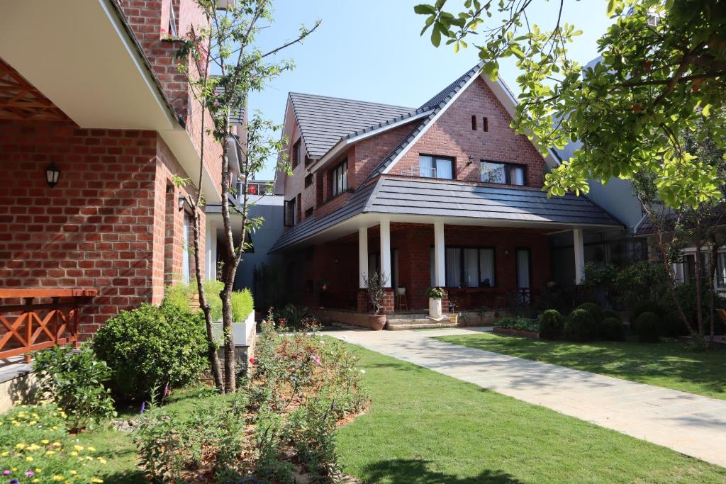 Hoang Loc Villa photo 4