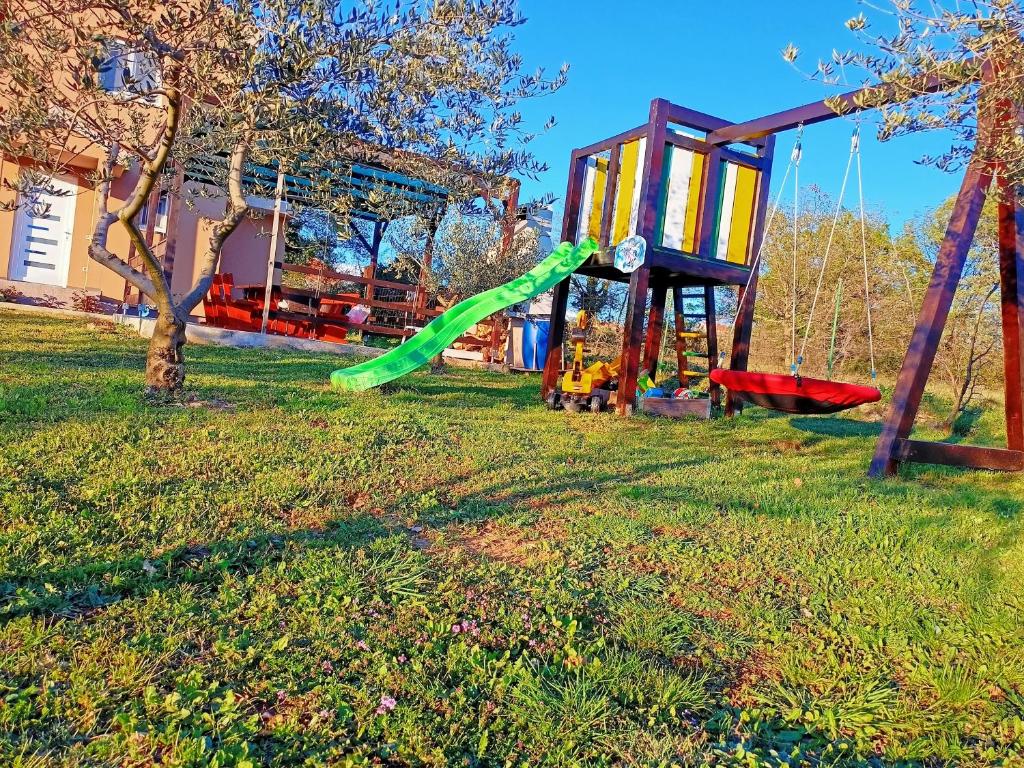 Holiday home Luka photo 2