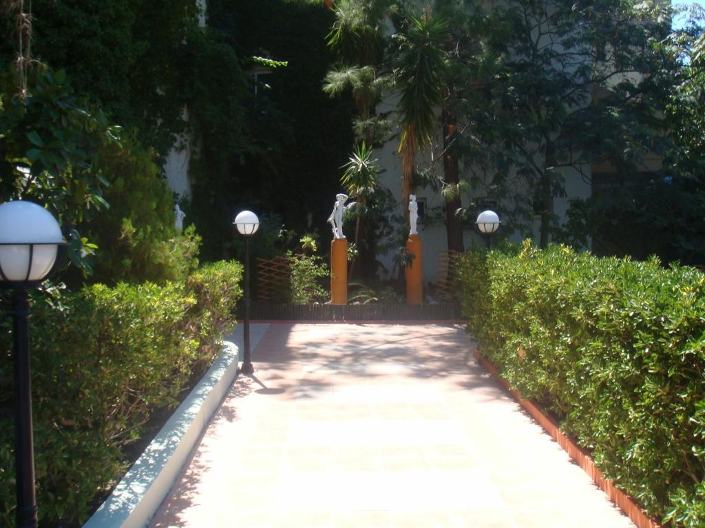 Двухместный (Двухместный номер с 2 отдельными кроватями), Achousa Hotel