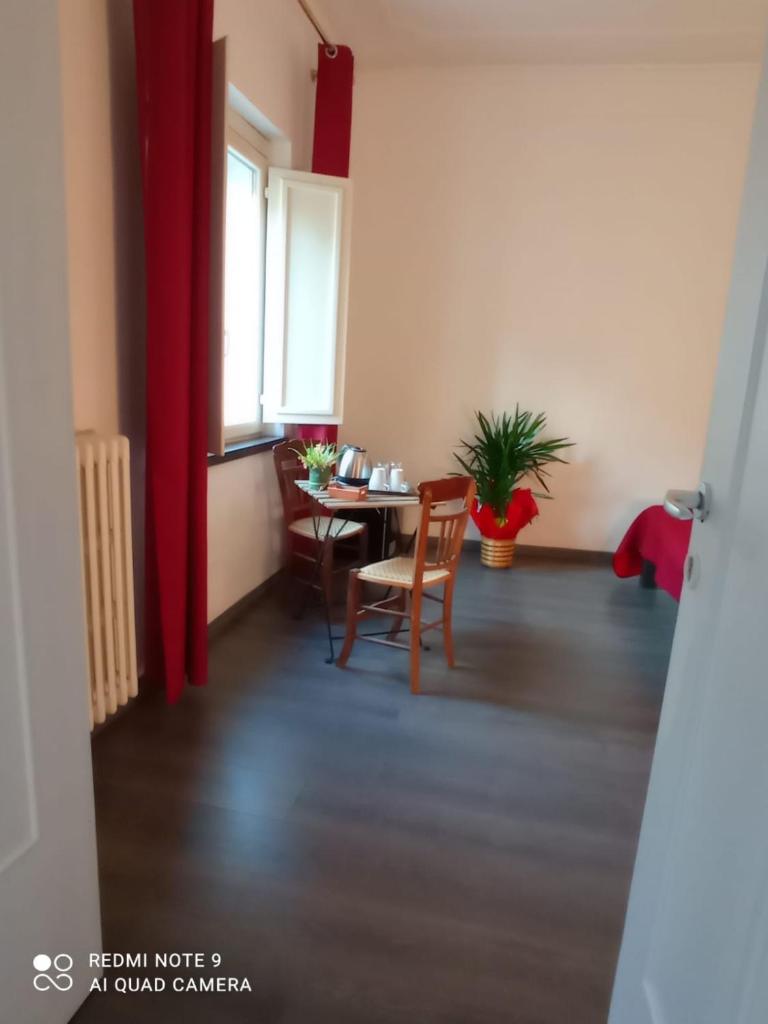 384 GuestHouse Rooms & Suite Enna photo 2