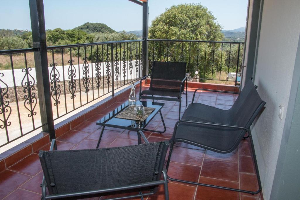 Heaven Hill Villas with balcony photo 4