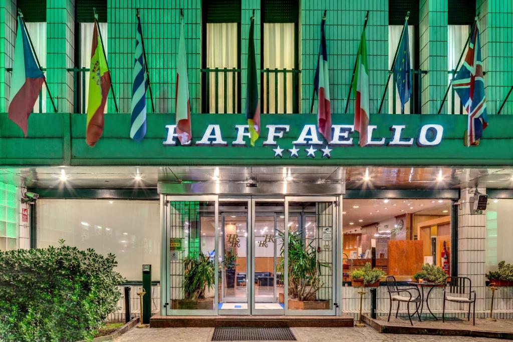 Hotel Raffaello - Tap to explore photos