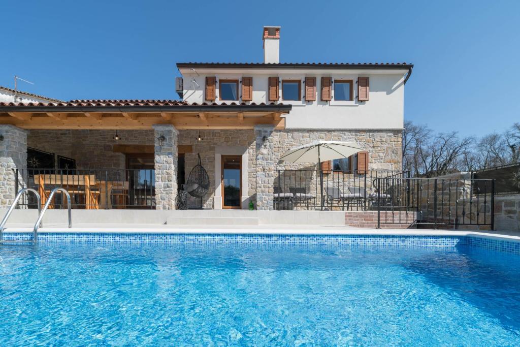 Villa Poji photo 3