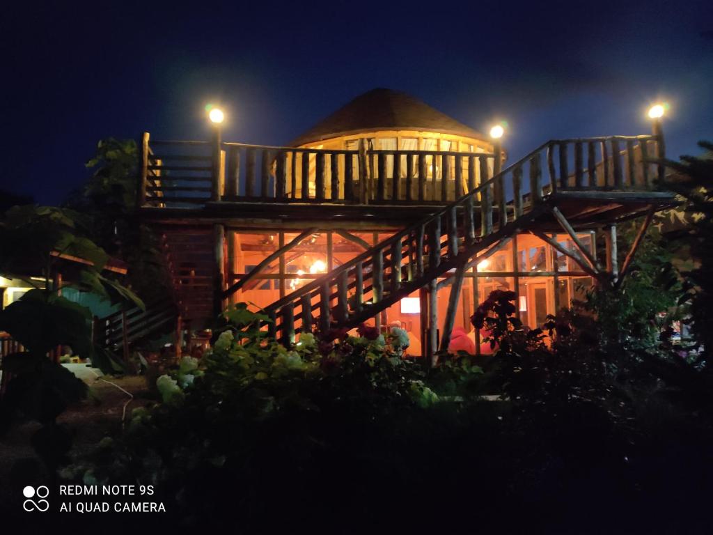 Happy Nomads Yurt Camp & Hostel photo 4