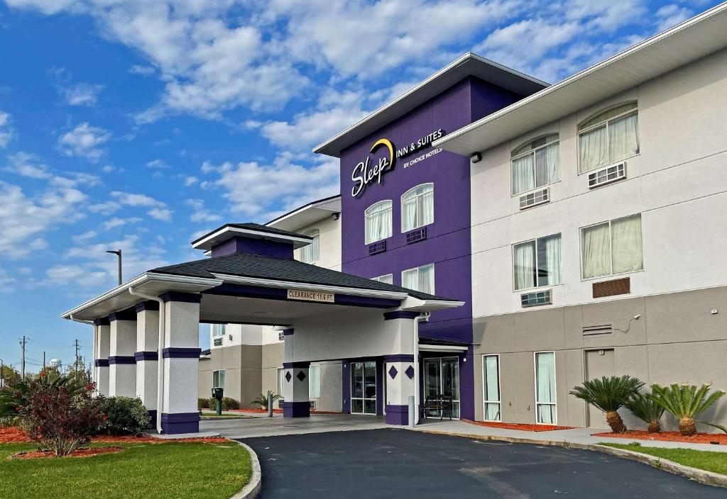 Sleep Inn & Suites image