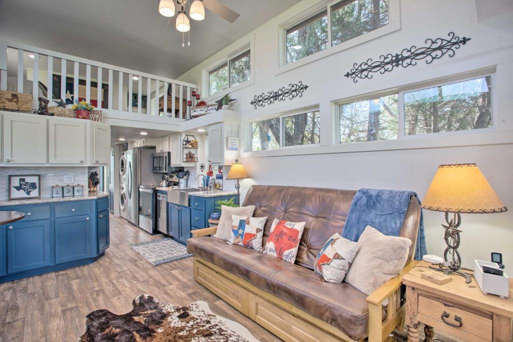 Cozy McKinney Tiny Home with Porch and Fire Pit! photo 4