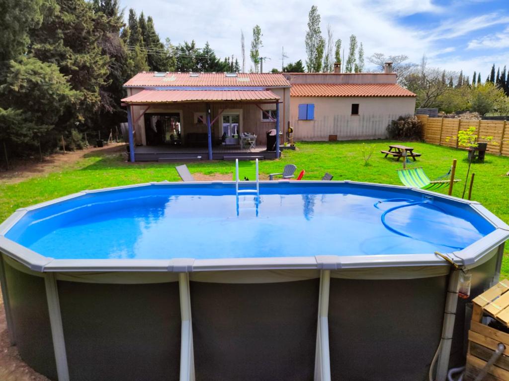 Maison piscine jeux à la campagne photo 4