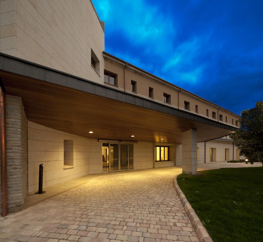 Parador de Villafranca del Bierzo photo 4