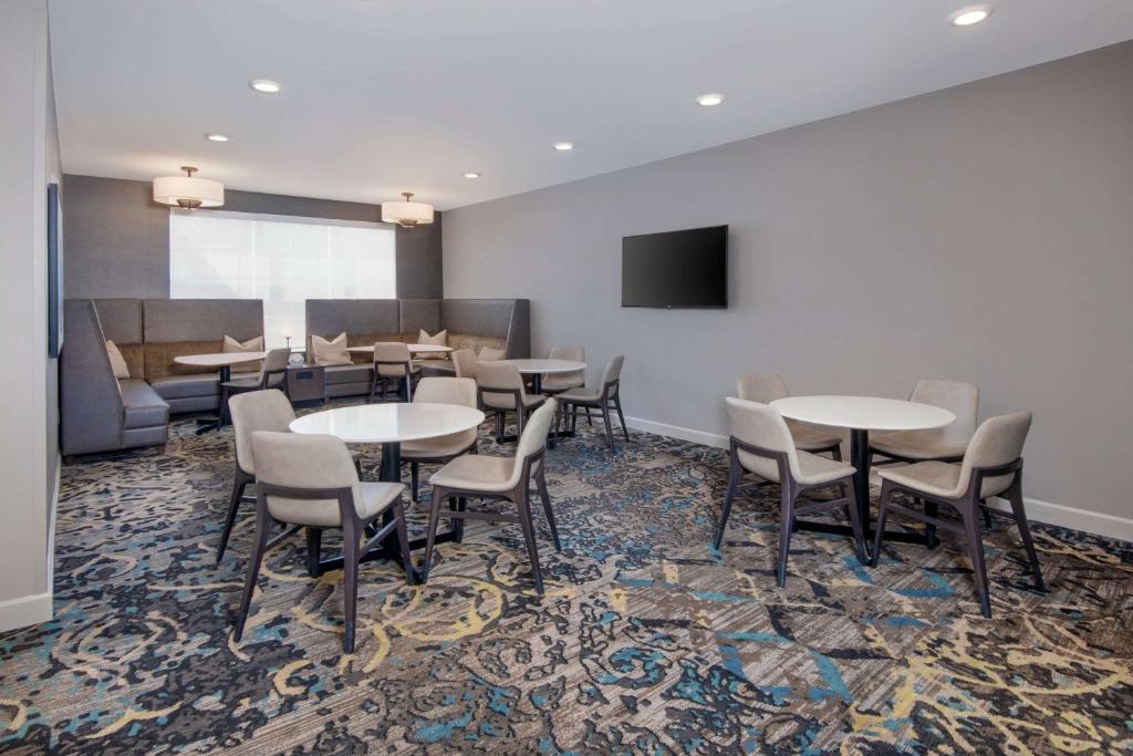 Sonesta ES Suites Atlanta Kennesaw Town Center photo 4