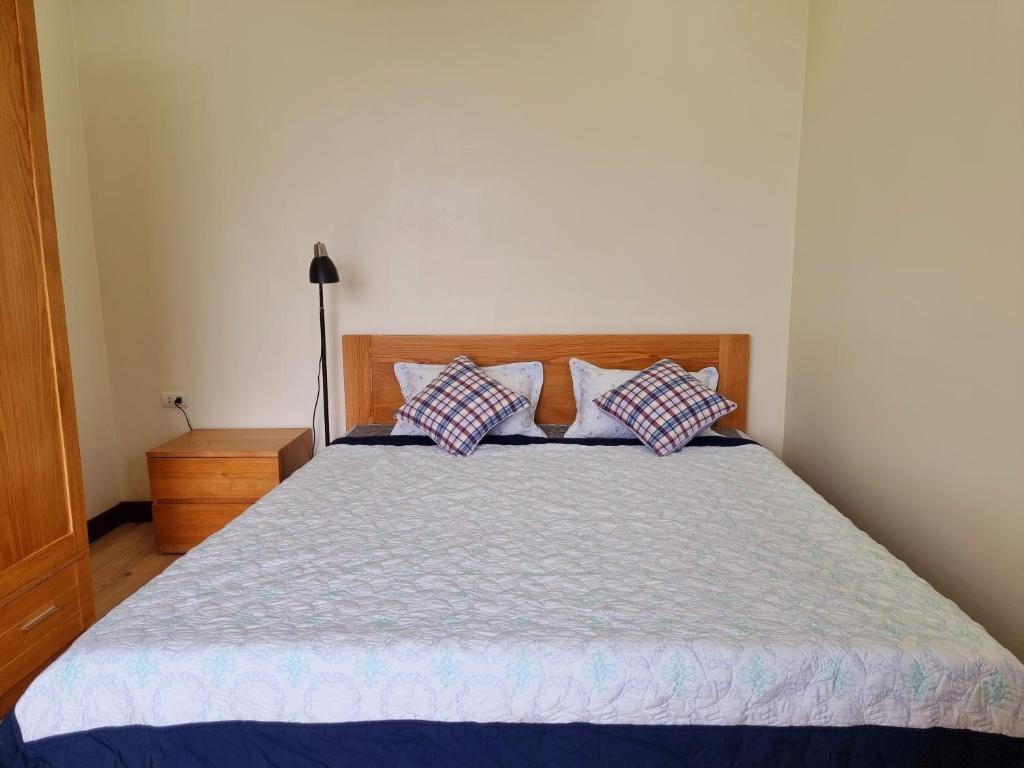 Little Cloudy on the hilltop