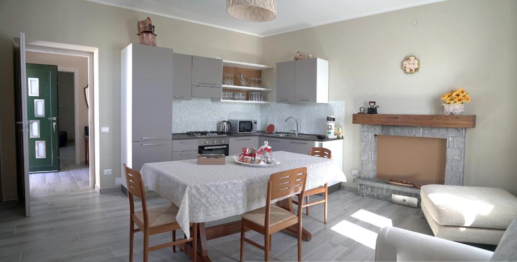 Cascina Riva Room Type - Family Room with Shared Bathroom